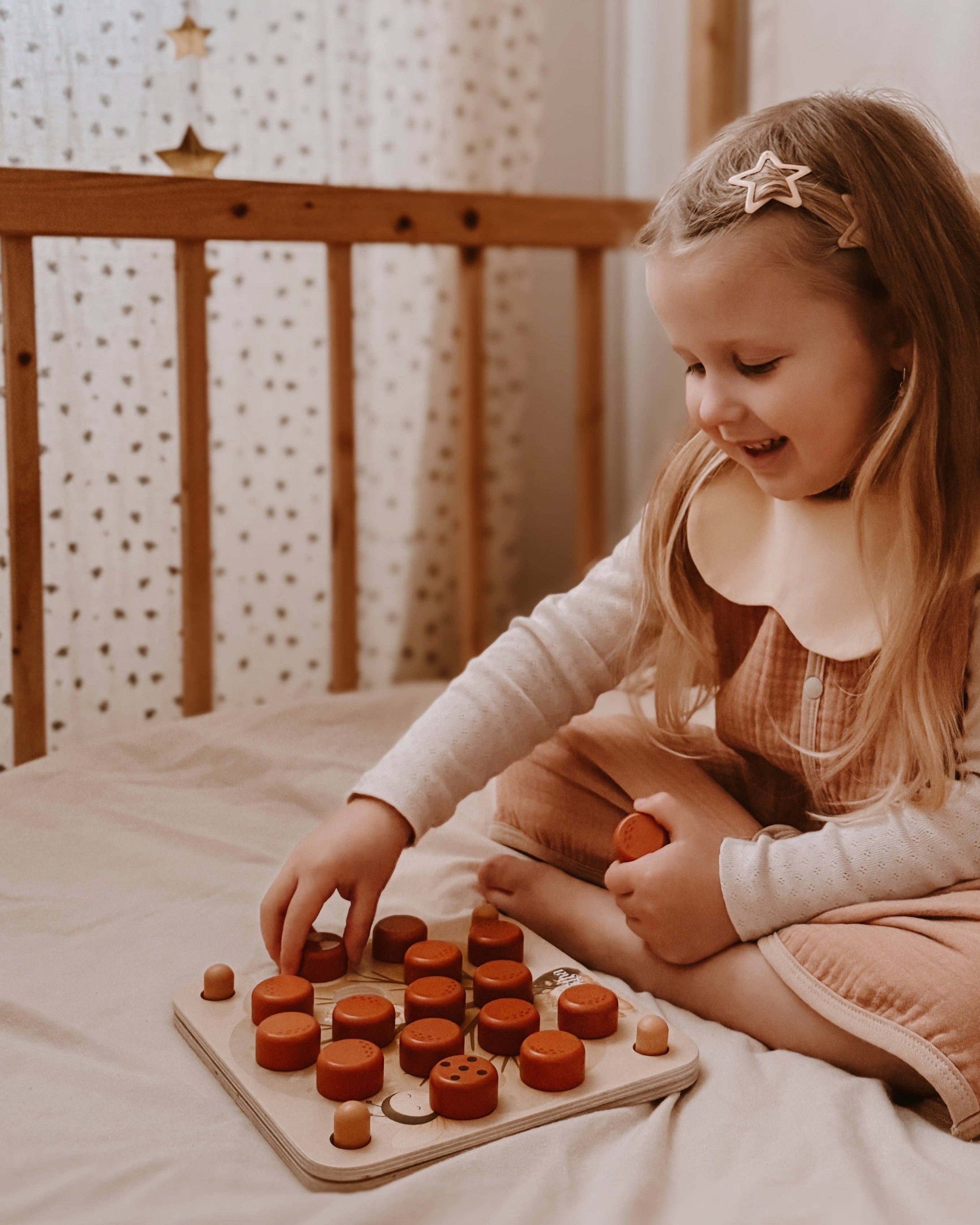 Montessori edukacinė atminties dėlionė Pop & Peek