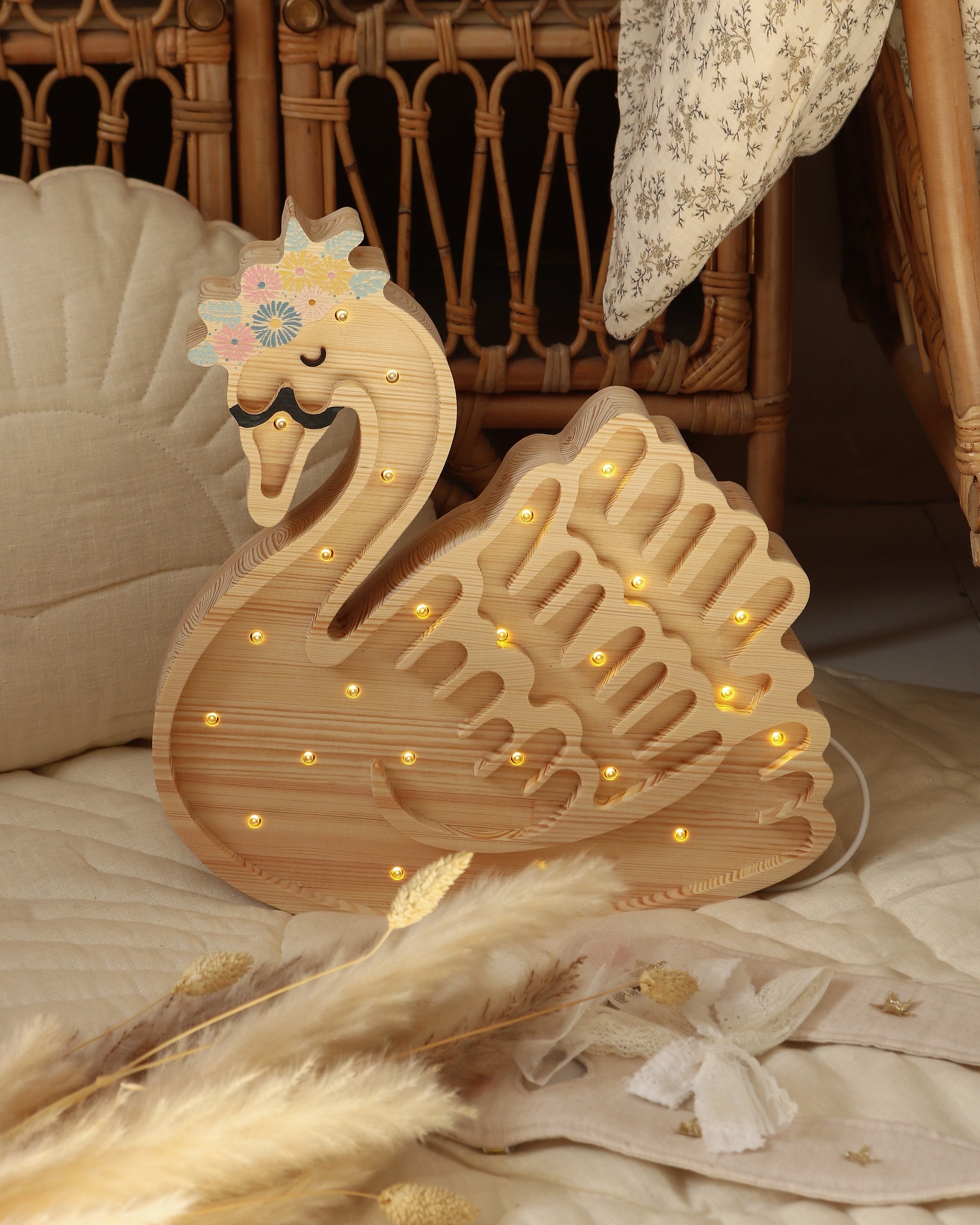 Little Lights Swan Lamp