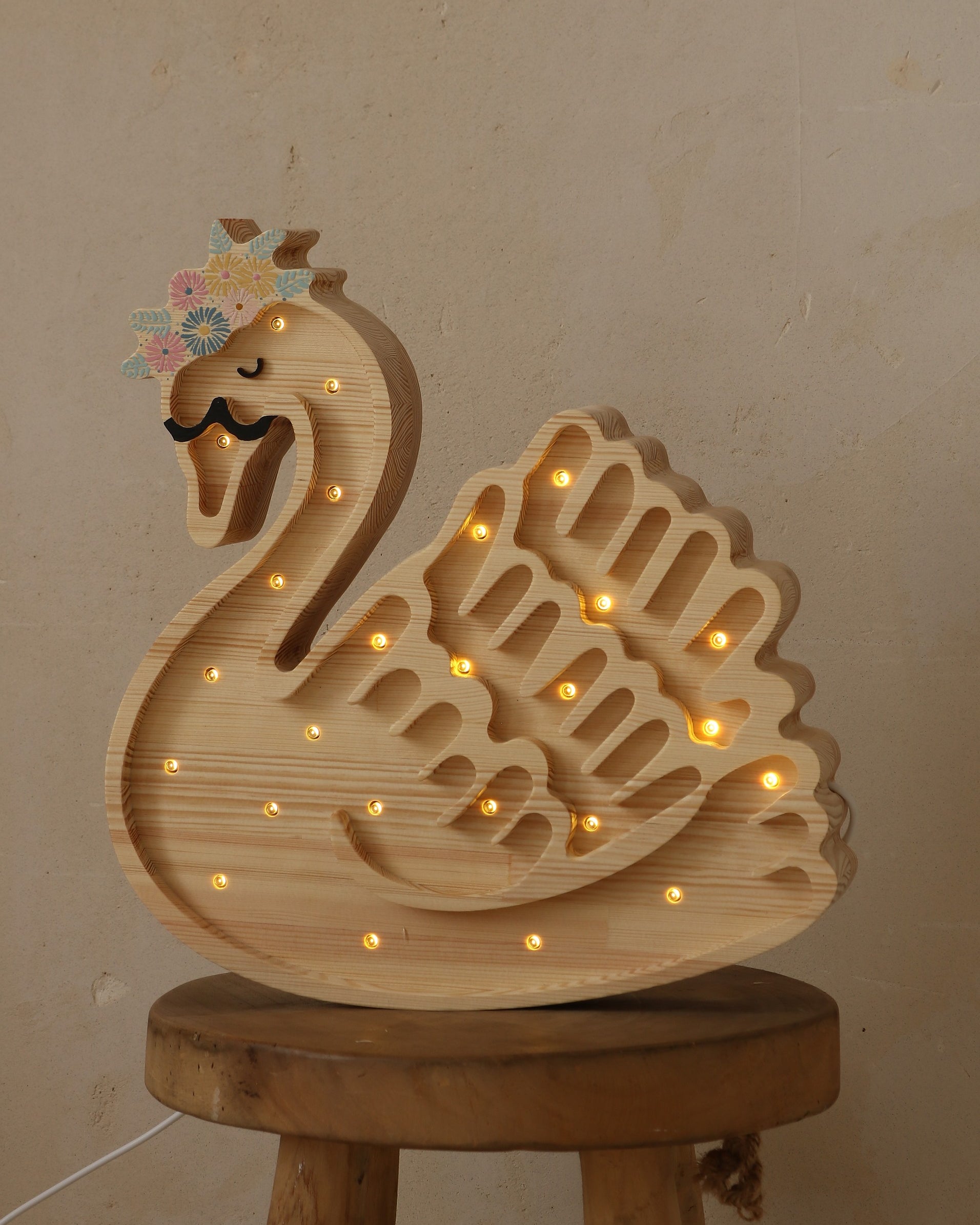 Little Lights Swan Lamp