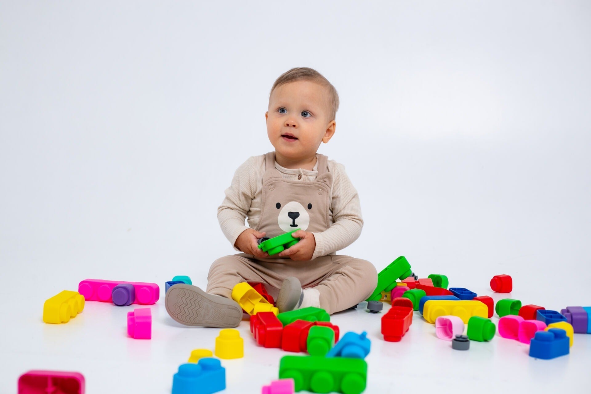 Soft Blocks Set With Wheels - 21 pcs 